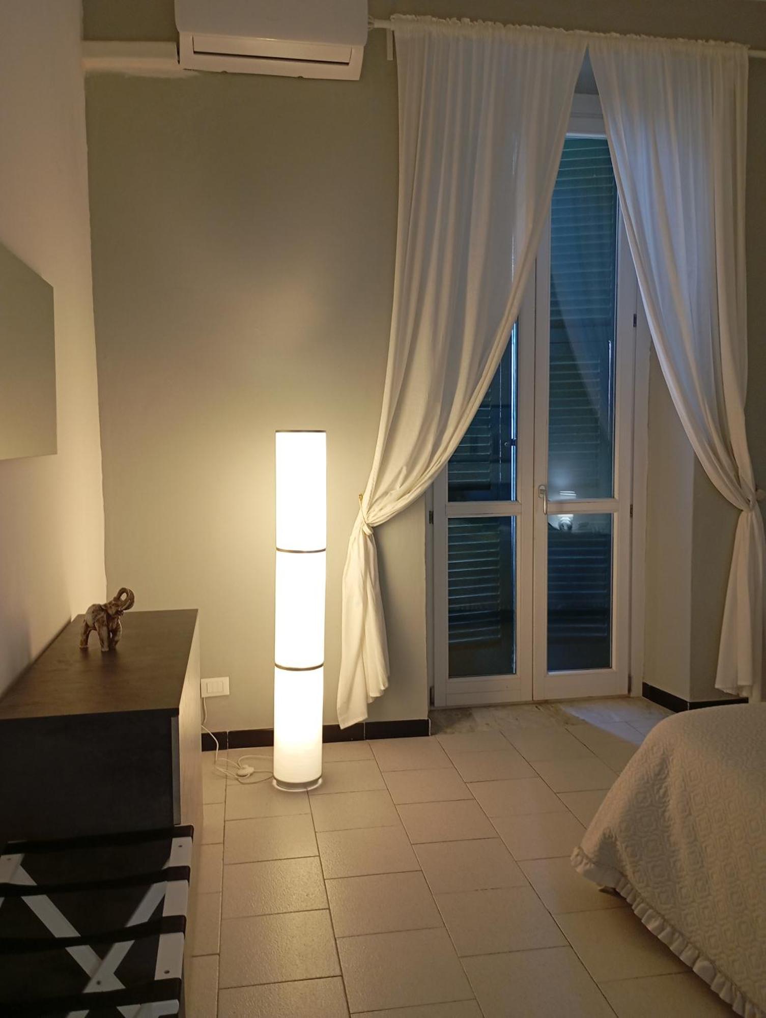 Traveller House Lägenhet La Spezia Exteriör bild